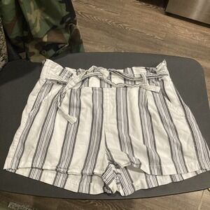 Hot Kiss Women's Striped Paperbag Waist Shorts Size Large L 100% Cotton‎